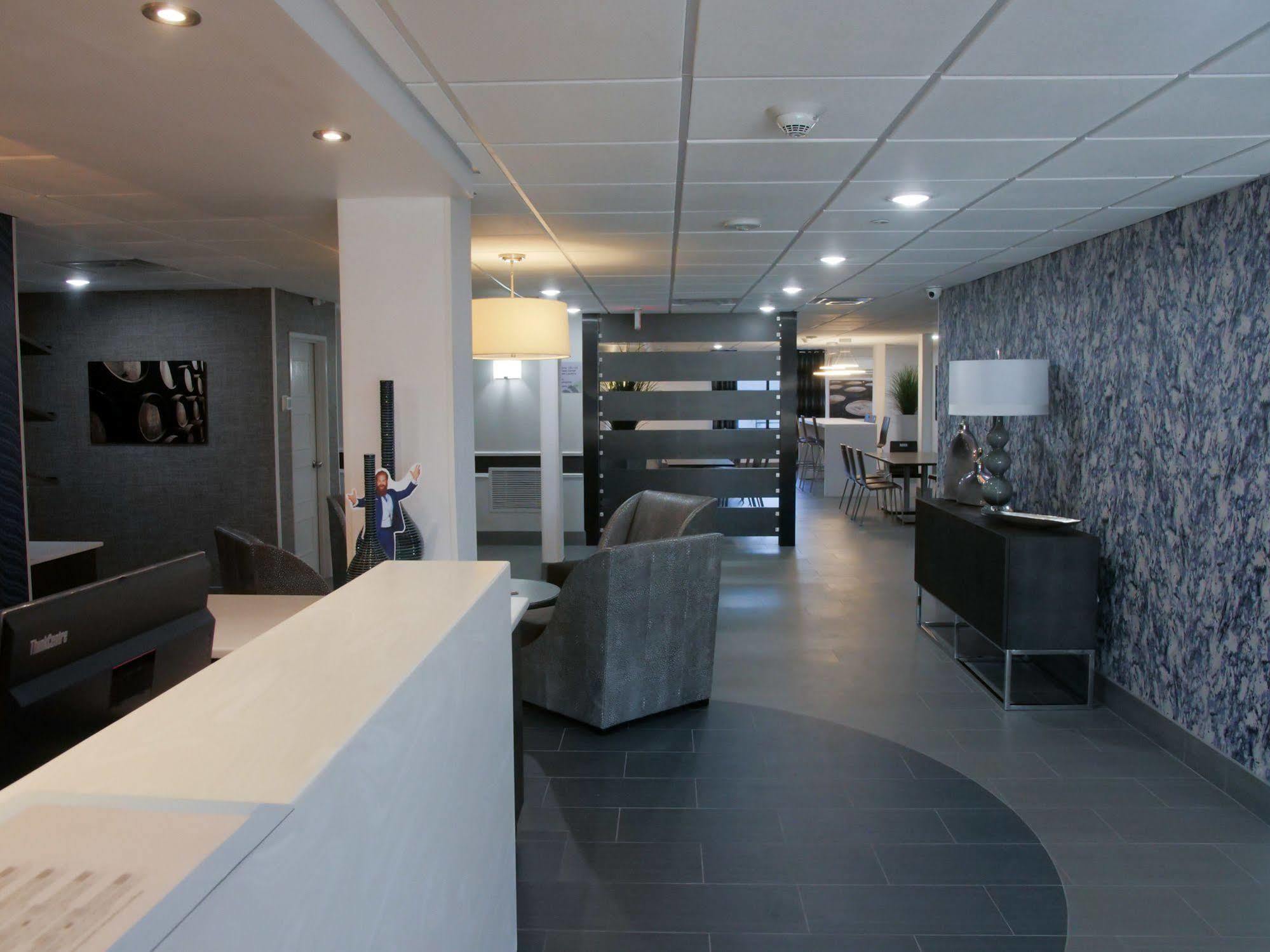 Hotel Wingate By Wyndham Airport Expo Center